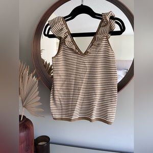 Madewell ruffle V sweater tank. Size small.